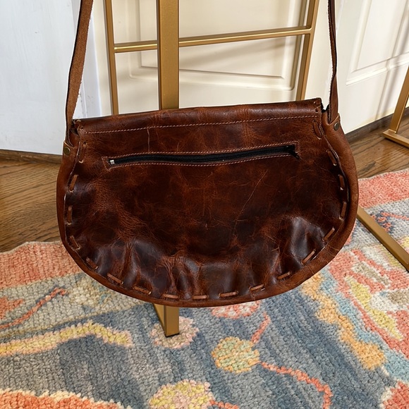 Handmade Guatemalan Leather Bag with Stone - Picture 5 of 7